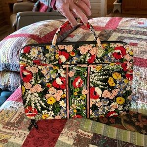 Vera laptop case lightly used